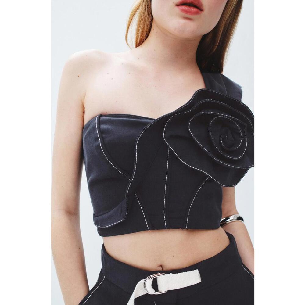 Just BEE Queen Black Blaire Top Size M with stain